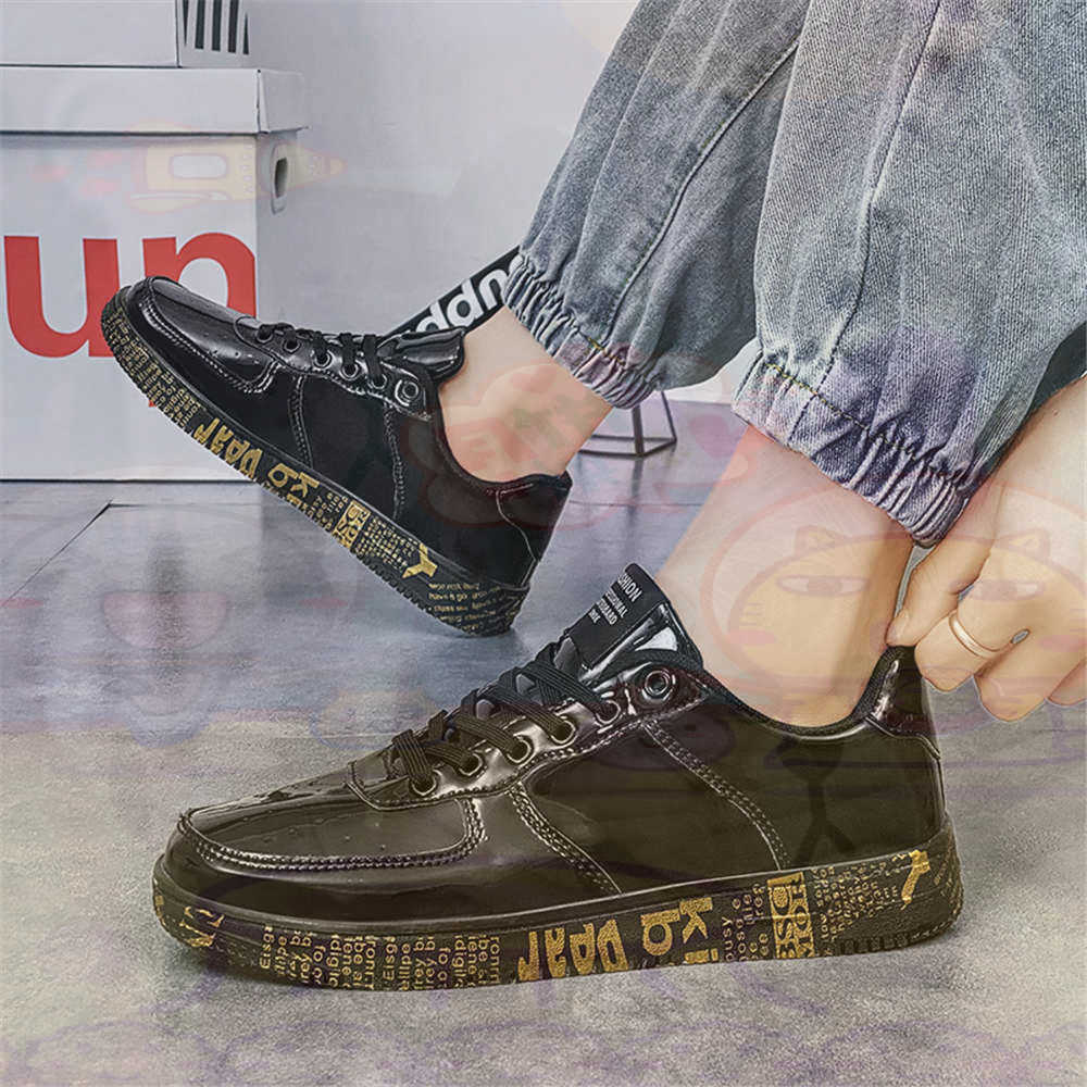 Round Foot Size 45 Sneakers Wh - огляд і ціна Men'S Grooming Lounge